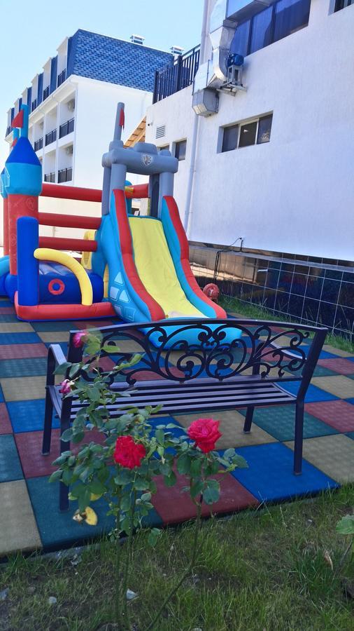 Hotel Paradise Beach Alakhadzi 外观 照片