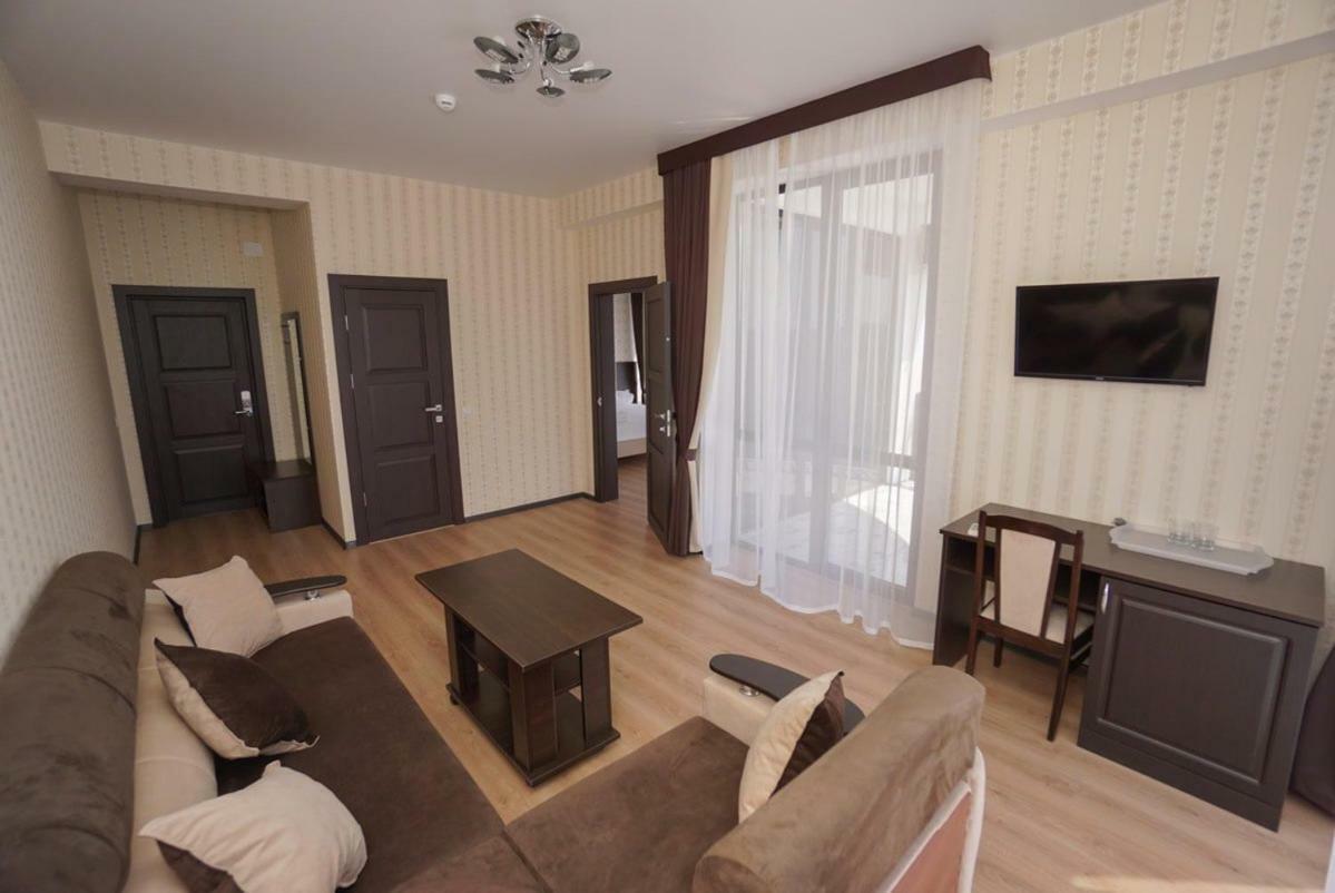Hotel Paradise Beach Alakhadzi 外观 照片