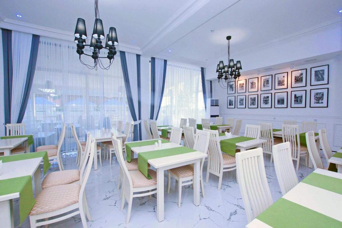 Hotel Paradise Beach Alakhadzi 外观 照片